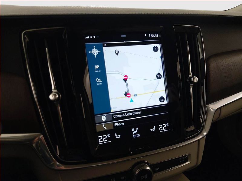 Volvo V90 (2021) B5 - fotka 21 z 24