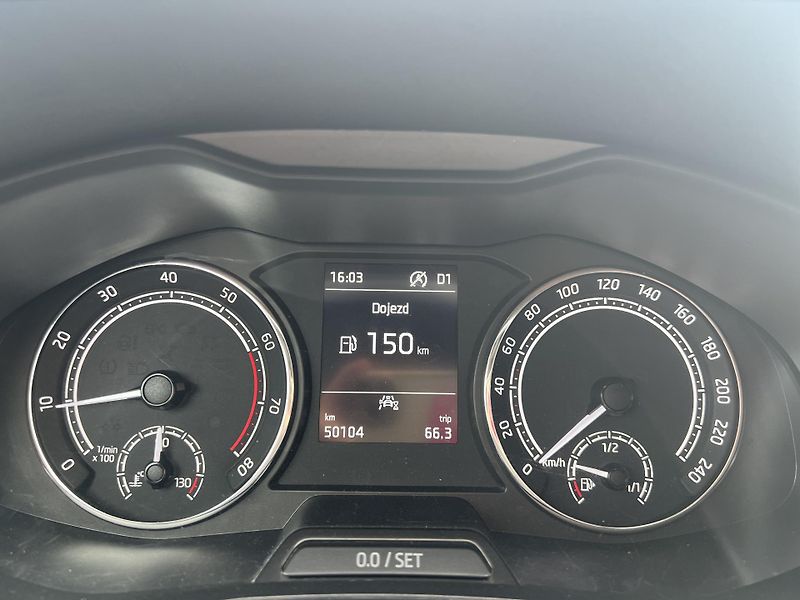 Škoda Kamiq 1.0TSi 81kw KAMERA TAŽNÉ ALU - fotka 17 z 46