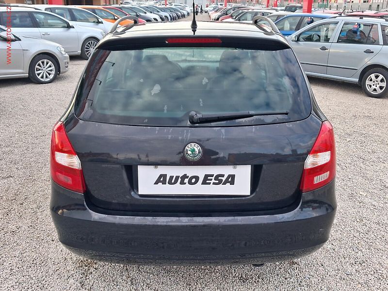 Škoda Fabia (2008) 1.2i, ČR, AC - fotka 5 z 13