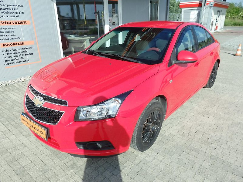 Chevrolet Cruze 1.6i ESP, 6x AIRBAG - fotka 2 z 14