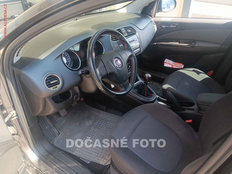 Fiat Bravo (2008) 1.6 JTD, 2.maj,ČR, servis - fotka 3 z 3