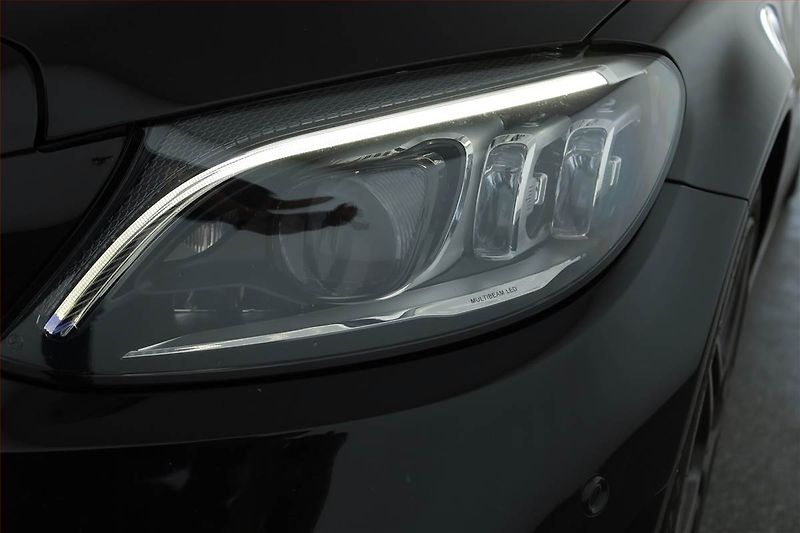 Mercedes-Benz Třídy C (2018) C 220 d - fotka 23 z 24