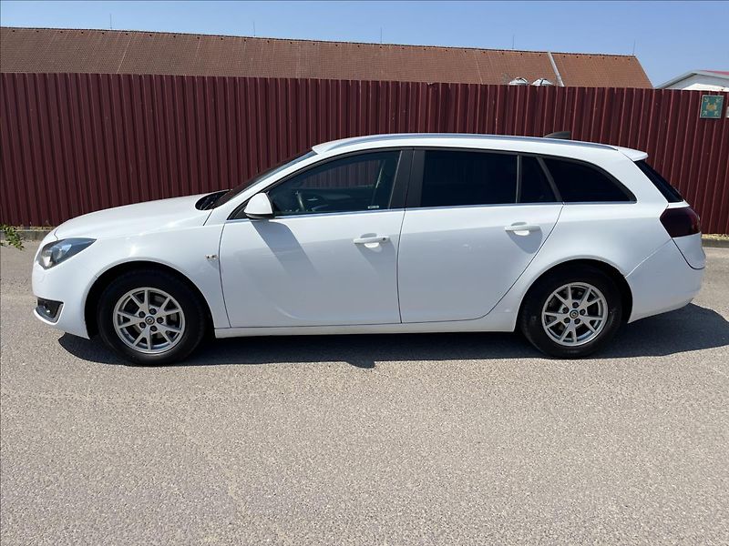 Opel Insignia 1,6 CDTi KLIMA ROZVODY SERVIS - fotka 4 z 37