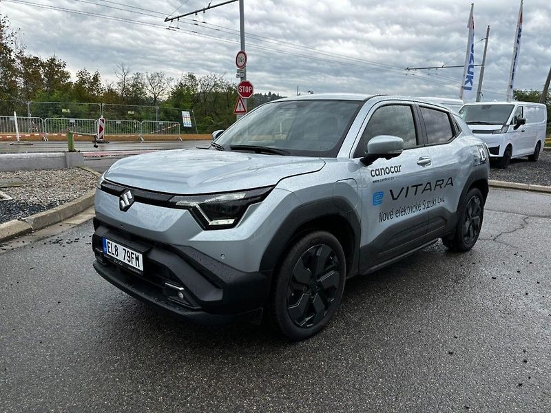 Suzuki e VITARA Elegance 61 kWh - fotka 3 z 14