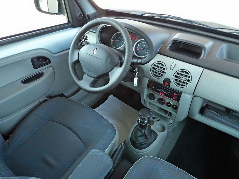 Renault Kangoo 1.2i 16v 55kW Klimatizace - fotka 19 z 28
