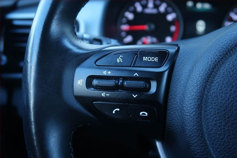 Kia Stonic (2022) 1.0 T-GDI, Automat, Serv.kniha - fotka 19 z 22