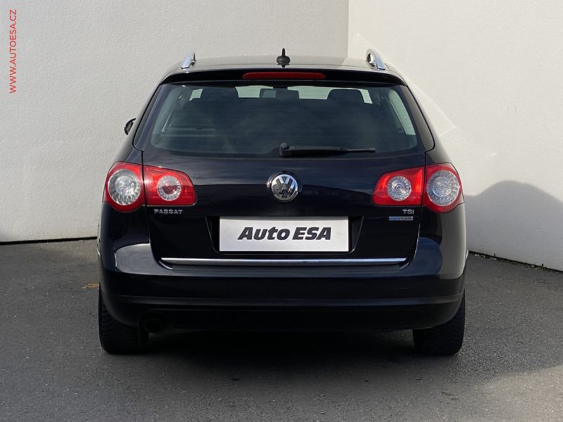 Volkswagen Passat (2009) 1.4 TSi, Comfortline - fotka 5 z 17