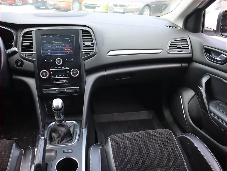 Renault Mégane (2017) 1.5 dCi, Tempomat - fotka 8 z 19