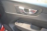 Volvo XC60 D4 AWD 2.4 INSCRIPTION (automa - náhled 13
