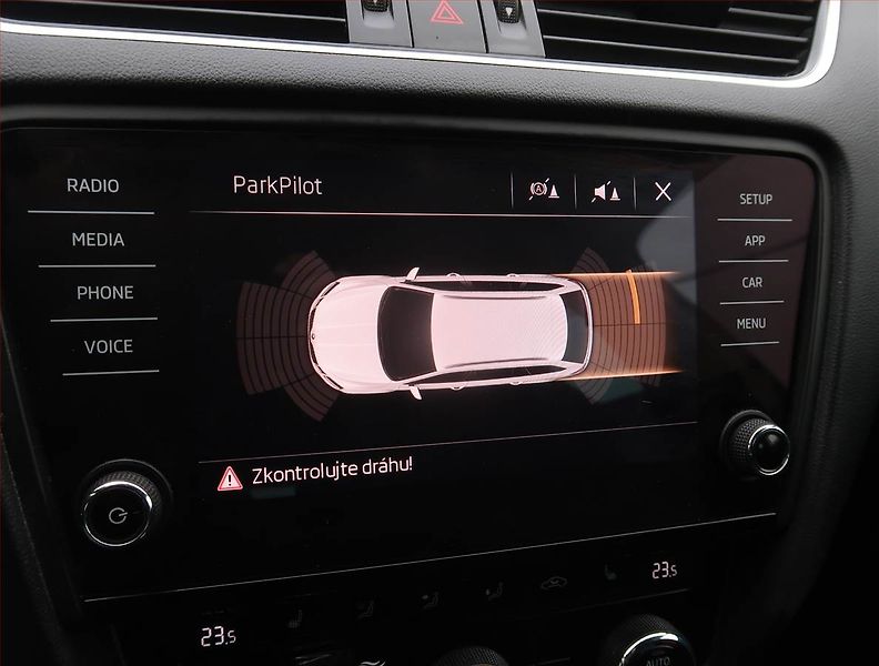 Škoda Octavia (2020) Style 1.6 TDI, Serv.kniha - fotka 16 z 25