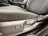 Toyota Yaris Cross 1.5 Hybrid 4x4 Style - náhled 18