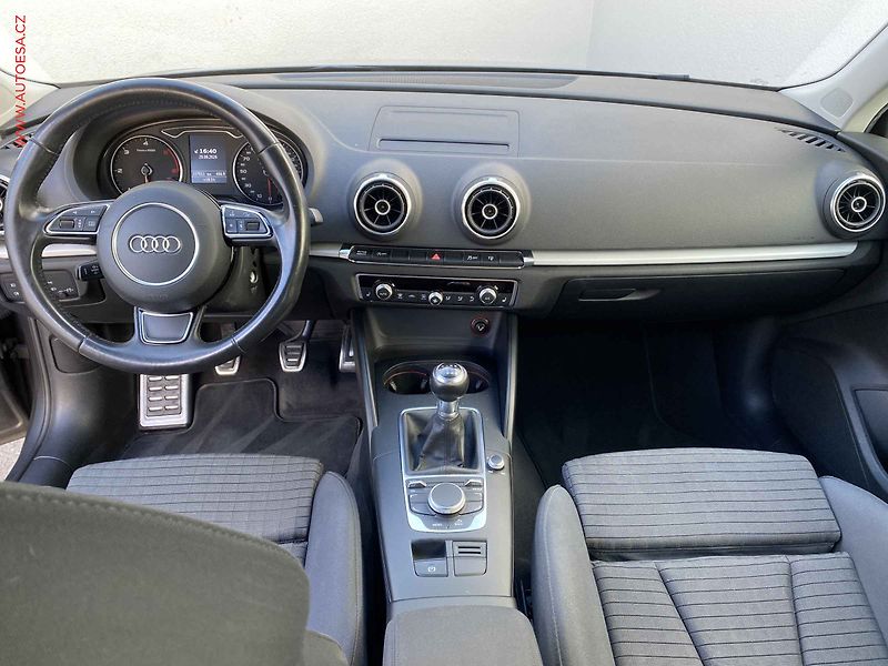 Audi A3 (2014) 2.0 TDi, Bixen, navi, TZ - fotka 8 z 20