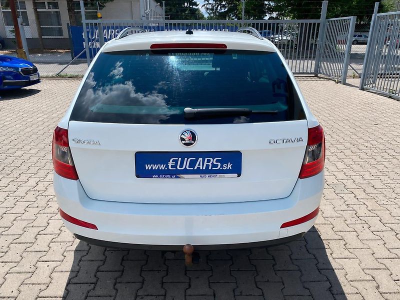 Škoda Octavia (2016) - fotka 2 z 22