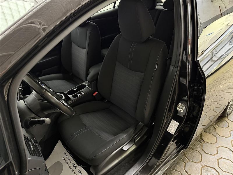 Nissan Leaf N-CONNECTA 160kW 62kWh - fotka 25 z 38