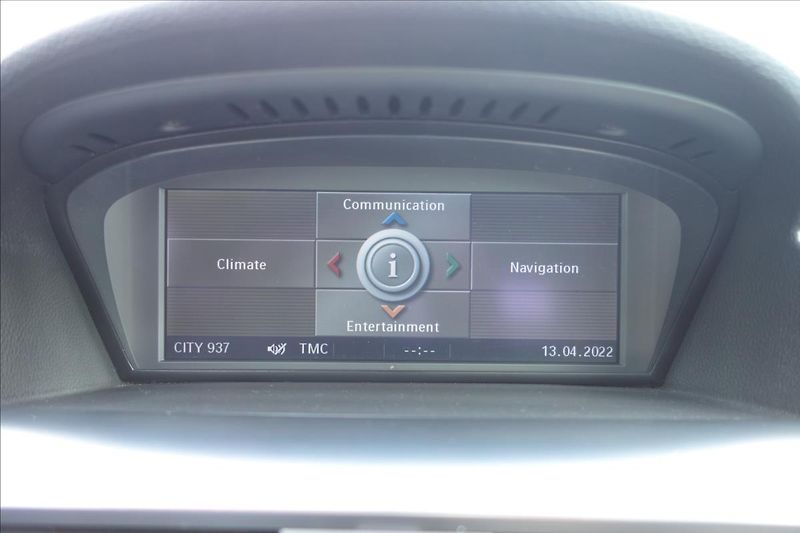 BMW Řada 6 630 Ci 190KW, PANORAMA. - fotka 19 z 33