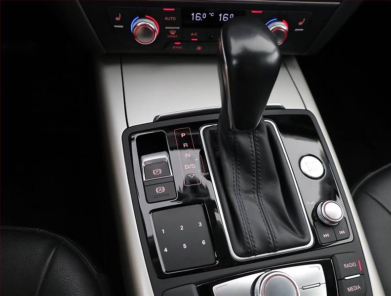 Audi A6 (2016) 3.0 TDI, 4X4, Automat, Kůže - fotka 15 z 20