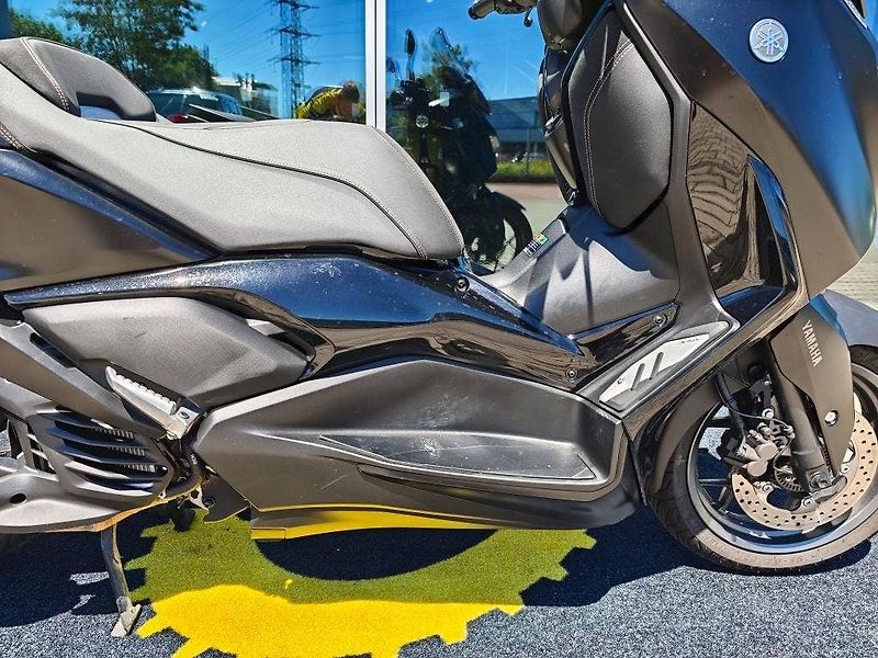 Yamaha X-Max 125 (2023) TECH MAX - fotka 11 z 20