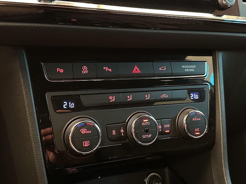Seat Ateca (2020)  1.5 TSI FR 110KW DSG Webasto  - fotka 23 z 26