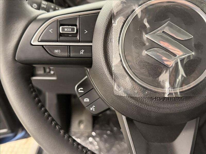 Suzuki Jimny 1,5 75 KW GLX REZERVACE!!! - fotka 22 z 25