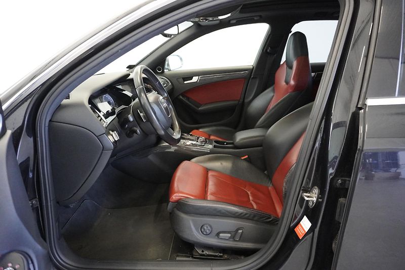 Audi S4 3.0 TFSI 333PS QUATTRO AUTOMAT - fotka 14 z 36