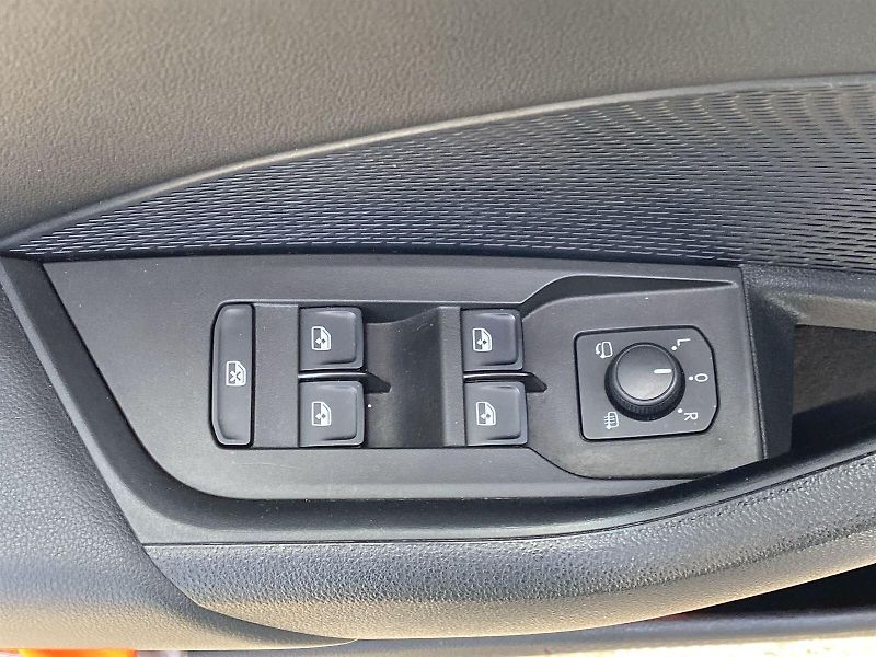 Škoda Octavia (2022) Combi 2.0 TDI 4x4 DSG Style+ - fotka 26 z 39