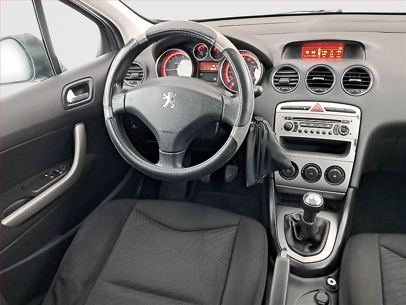 Peugeot 308 (2009) 1.6 VTi, Serv.kniha, nová STK - fotka 7 z 14