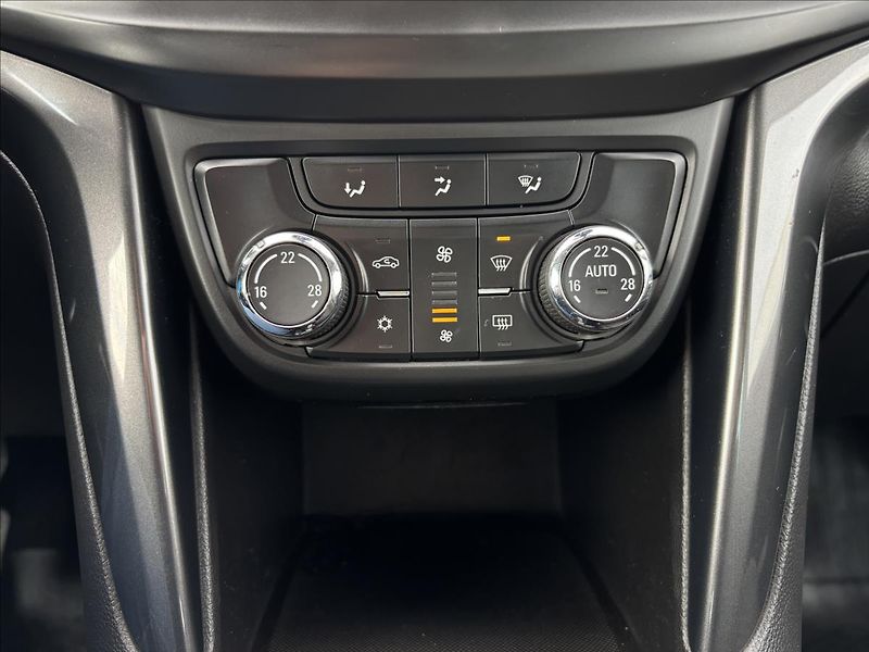 Opel Zafira 2,0 CDTi Ecoflex 125kW 7MÍST - fotka 27 z 28