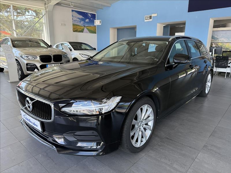 Volvo V90 2,0   140kW,D4,AWD,SERVISKA, - fotka 3 z 34