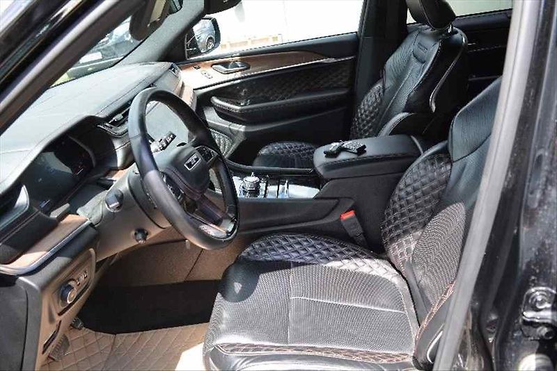 Jeep Grand Cherokee (2021) 3,6L AWD AT - fotka 15 z 21