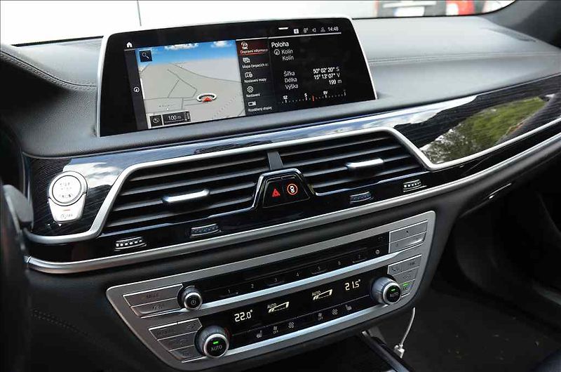 BMW Řada 7 (2019) L 740 I 3,0 - fotka 21 z 30