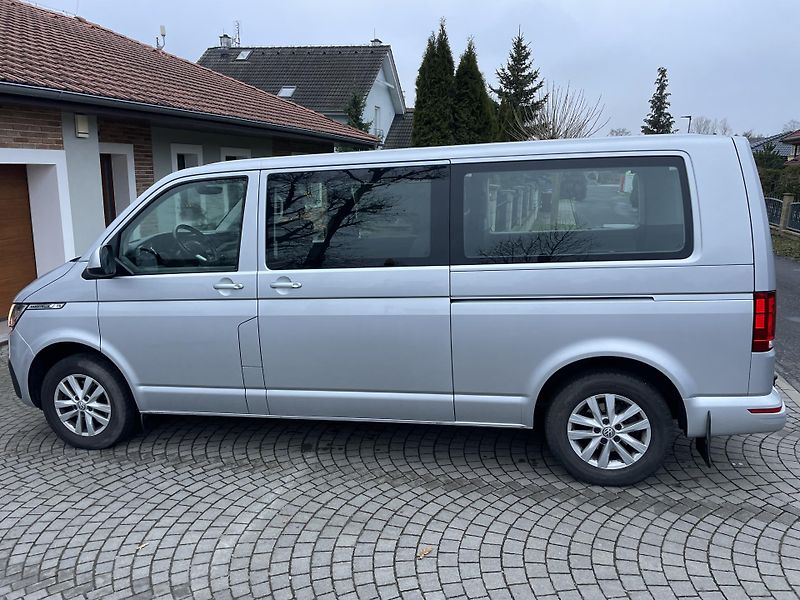 Volkswagen Caravelle 2,0TDi 110kW comfortLINE 5míst - fotka 8 z 32