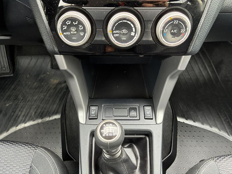Subaru Forester (2018) 2,0i Active 6MT * ZÁRUKA * - fotka 11 z 20
