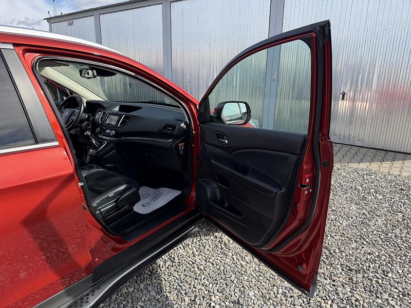 Honda CR-V 1.6CT-Di 4x4 160PS ČR 145TKM!! - fotka 124 z 159