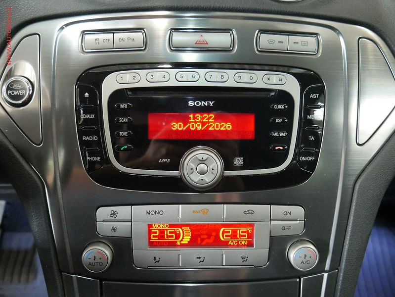 Ford Mondeo (2010) 2.0TDCi, 2.maj,ČR, Xenon - fotka 15 z 20