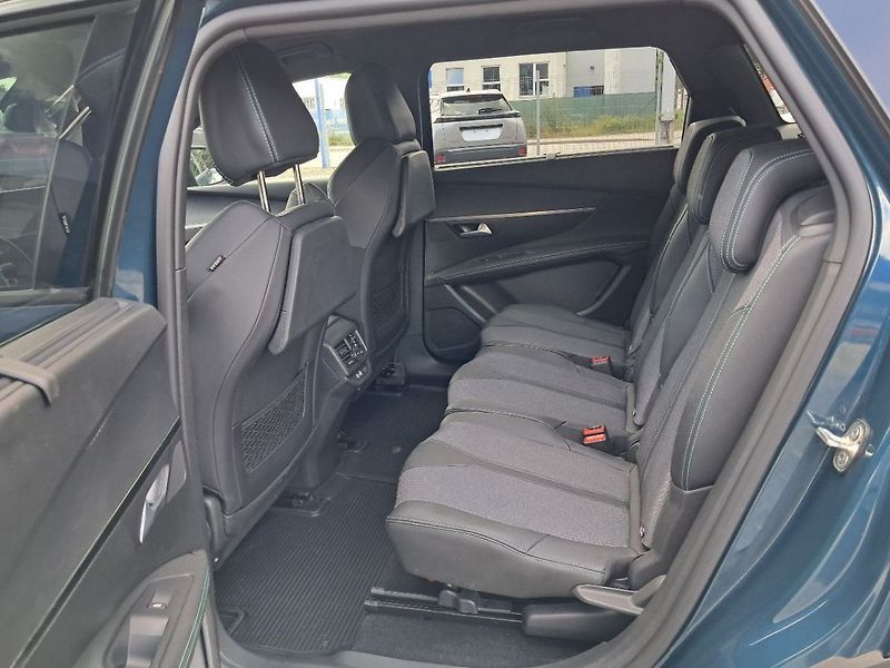 Peugeot 5008 5008 ALLURE PACK BlueHDi 130 S - fotka 7 z 16