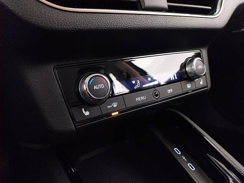 Škoda Scala (2021) Style 1.5 TSI, Serv.kniha - fotka 13 z 20