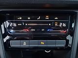 Volkswagen Touran 2.0 TDI Comfortline,ČR,1.Maj. - náhled 35