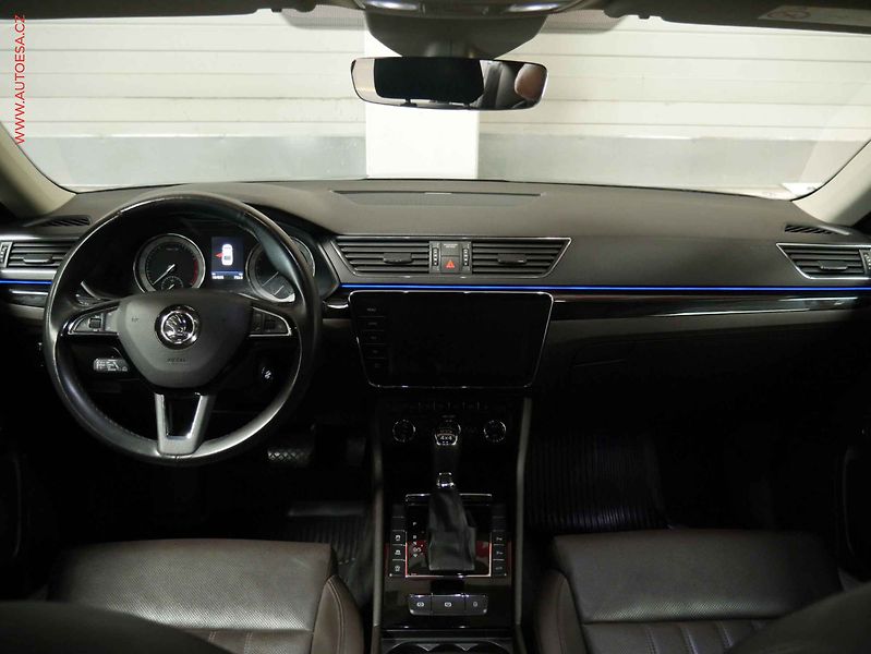 Škoda Superb (2017) 2.0 Tsi 4x4, ČR, DSG, navi - fotka 8 z 26