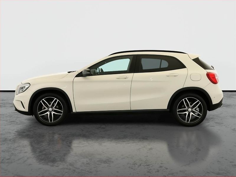 Mercedes-Benz GLA (2014) 200 CDI, 4X4, Automat - fotka 3 z 20
