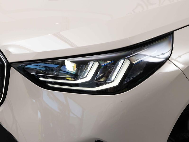 BMW X3 M50 xDrive - fotka 8 z 22