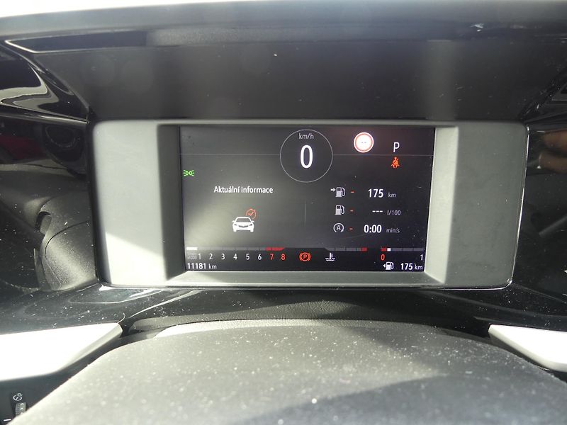 Opel Mokka (2024) 1,2 PT 130 EAT8 - fotka 14 z 23