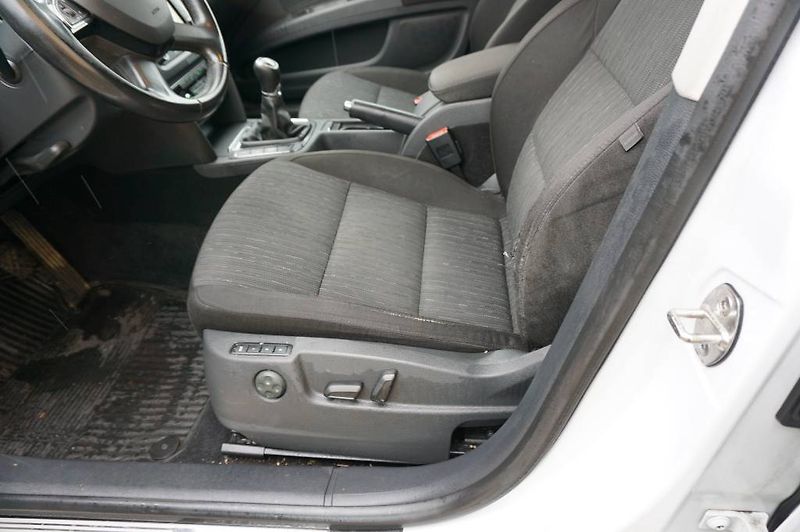 Škoda Superb (2015) 2,0   ELEGANCE   NOVÉ  V ČR - fotka 7 z 31