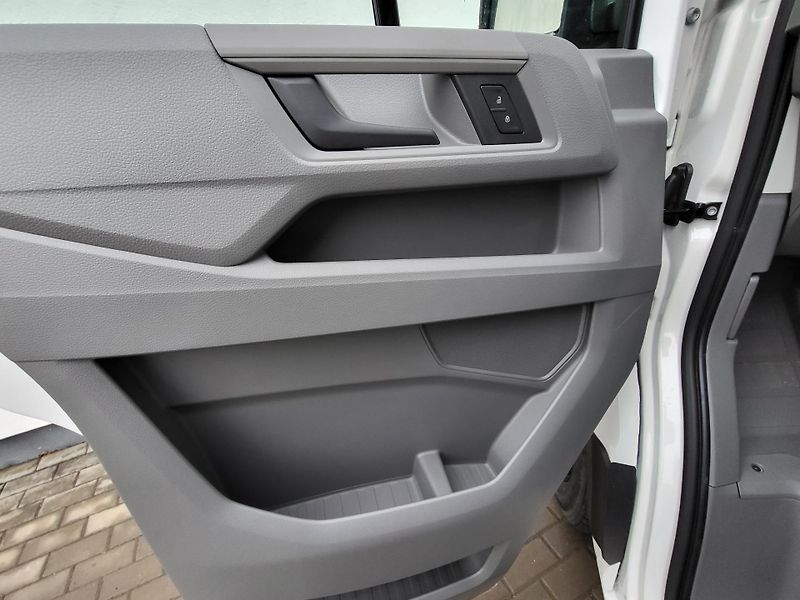 Volkswagen Crafter (2026) 35 103KW 6G FWD DR- 10km - fotka 18 z 32