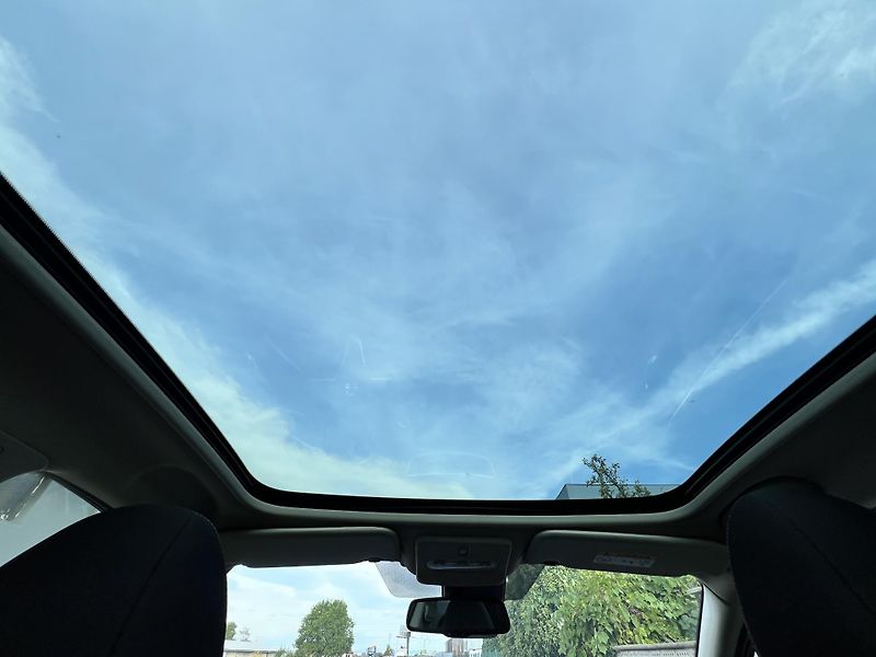 Nissan Qashqai 1.3DIG-T KAMERA PŮVOD ČR - fotka 18 z 40