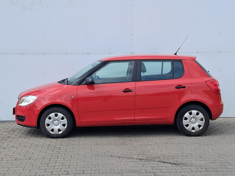 Škoda Fabia 1.2 HTP / 51 kW - fotka 3 z 21