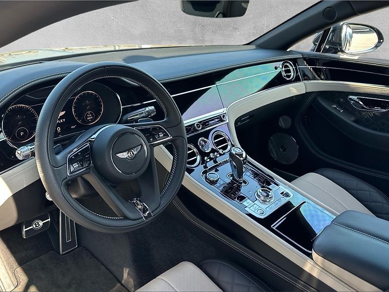 Bentley Continental GT W12 - fotka 8 z 11