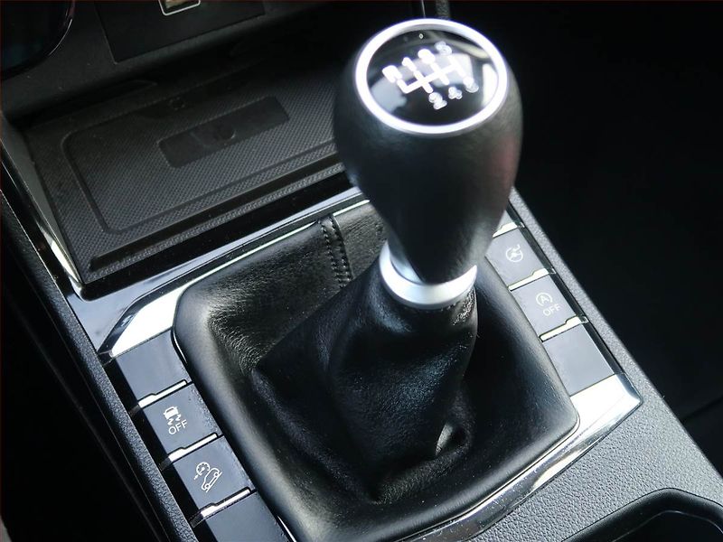 SsangYong Korando (2022) 1.5 T-GDI, ČR,1.maj - fotka 20 z 21