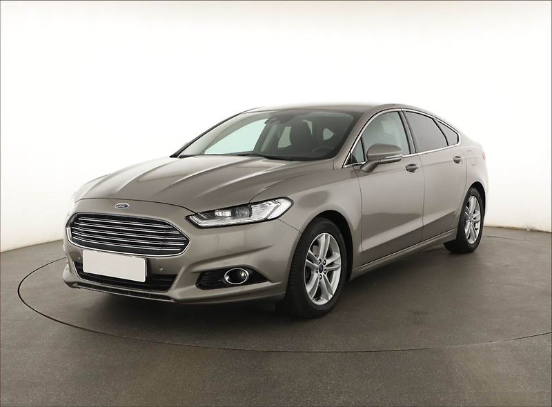 Ford Mondeo (2018) 1.5 EcoBoost, ČR,1.maj - fotka 2 z 19
