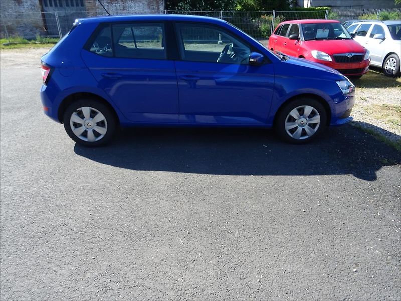 Škoda Fabia 1,0 TSI - fotka 3 z 28