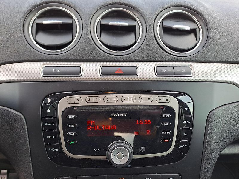Ford Galaxy (2012) 2.0TDCi 7 MÍST SERVISKA - fotka 20 z 30